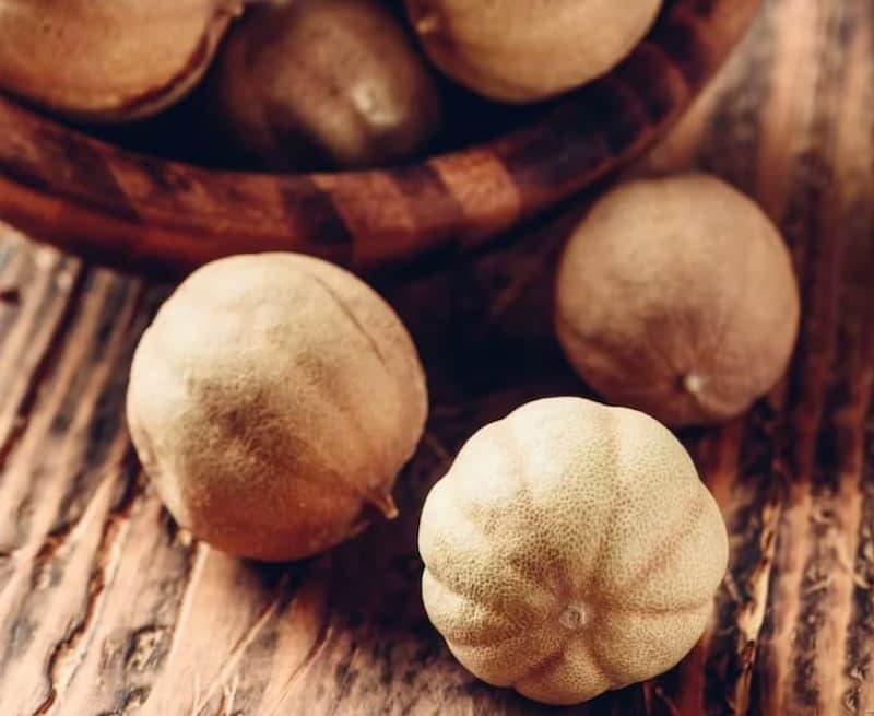 لیمو عمانی تازه امسال ترش و بسیار خوش عطر